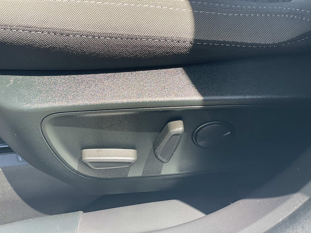Certified 2022 Ford Escape SE FWD image 22