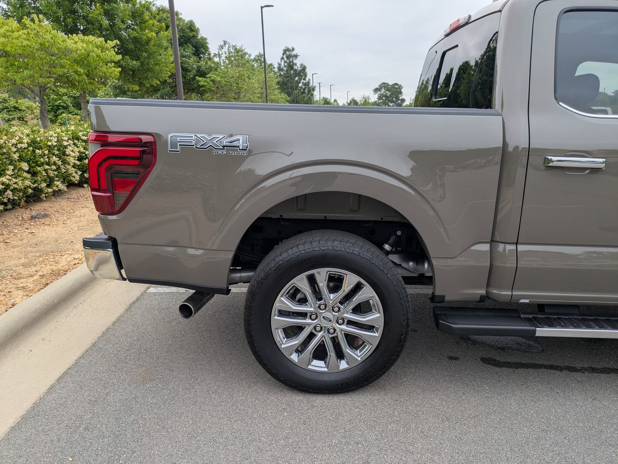 Certified 2025 Ford F150 Lariat w/ Equipment Group 502A High AWD/4WD image 39