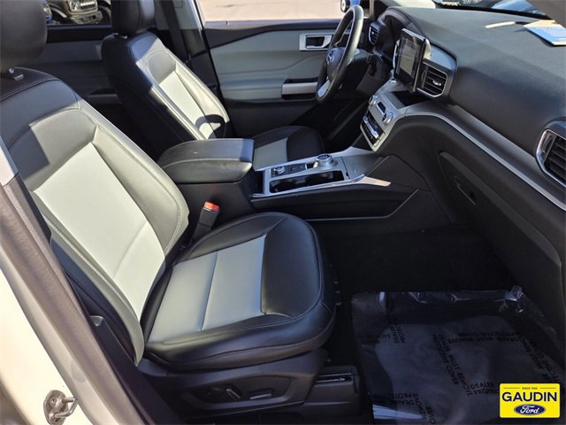 Certified 2023 Ford Explorer XLT w/ Equipment Group 202A image 16