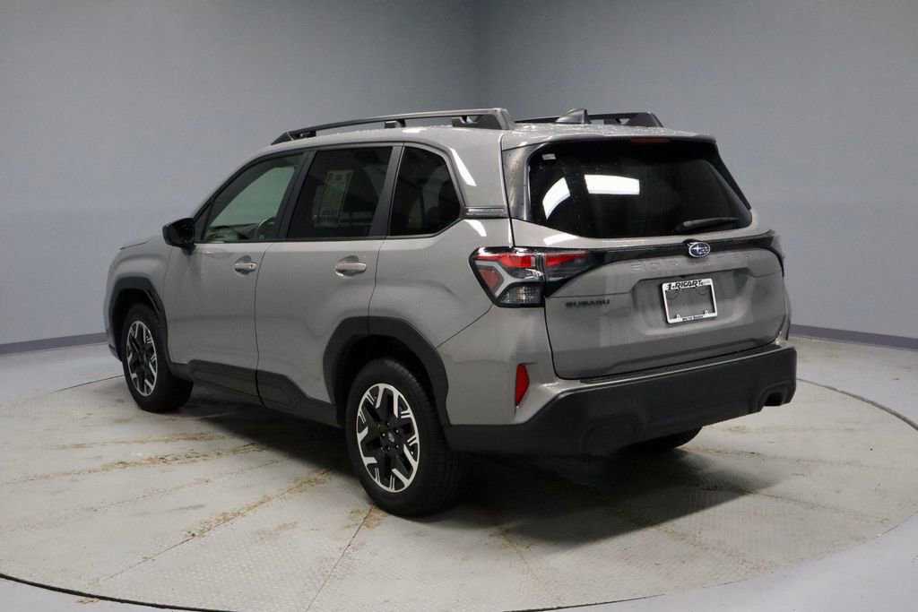 Used 2025 Subaru Forester Premium w/ Convenience Package #1 image 3