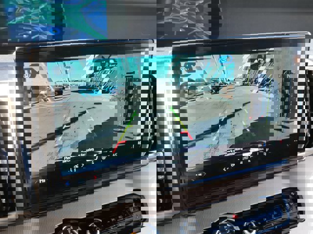 Certified 2025 Ford Expedition Active image 28