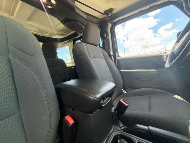 Used 2023 Jeep Wrangler Unlimited Sport AWD/4WD image 24