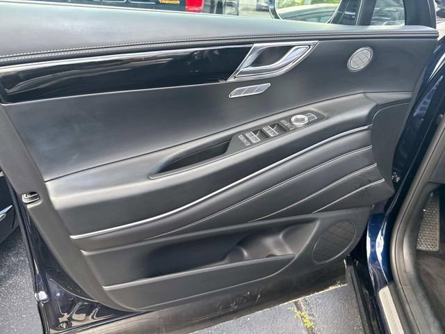 Used 2025 Genesis GV80 2.5T Standard image 15