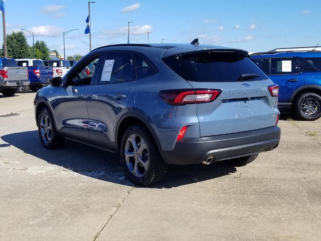 Certified 2025 Ford Escape ST-Line AWD/4WD image 5
