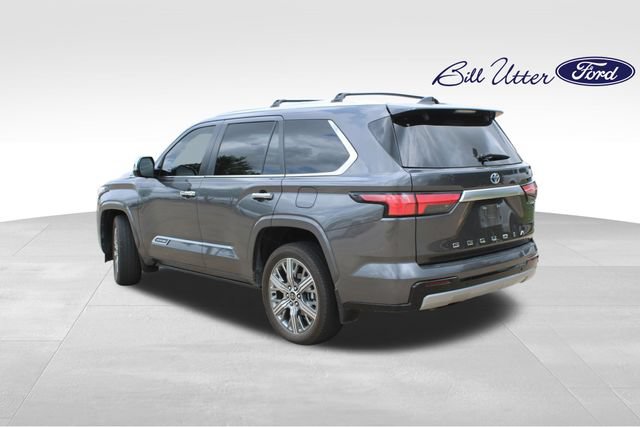 Used 2024 Toyota Sequoia Capstone AWD/4WD image 7