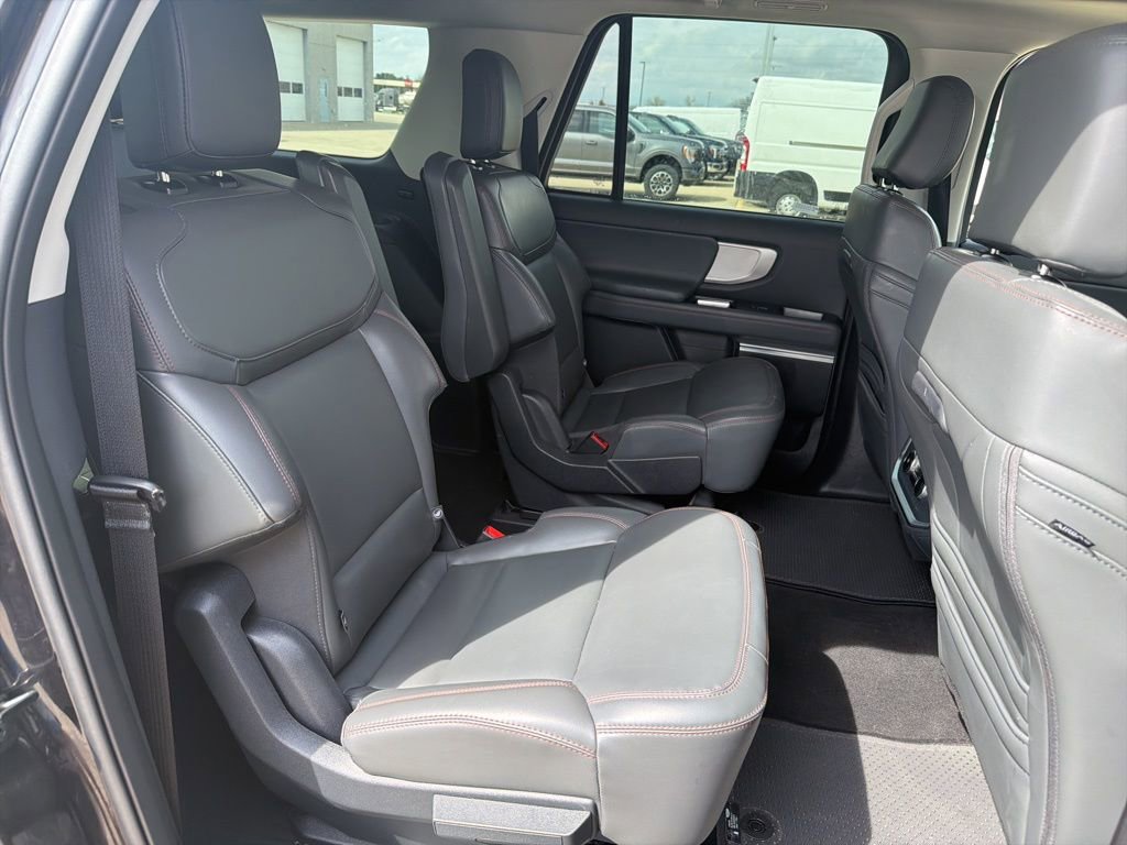 Certified 2025 Ford Expedition Max Active AWD/4WD image 13