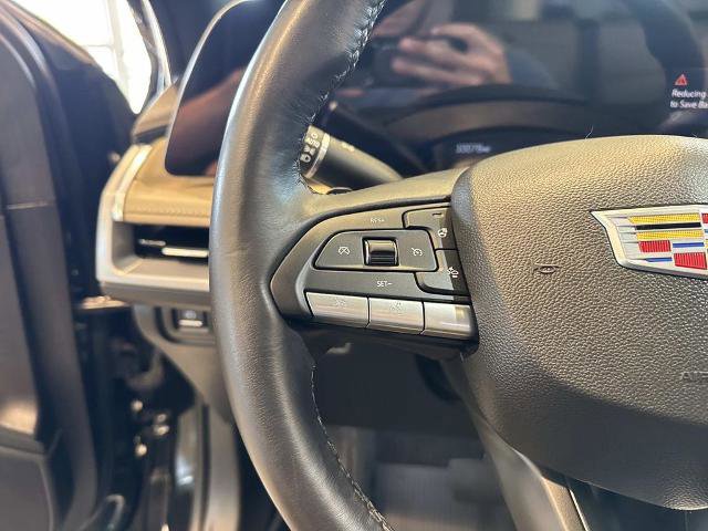Used 2024 Cadillac XT4 Luxury w/ Cold Weather Package FWD image 26