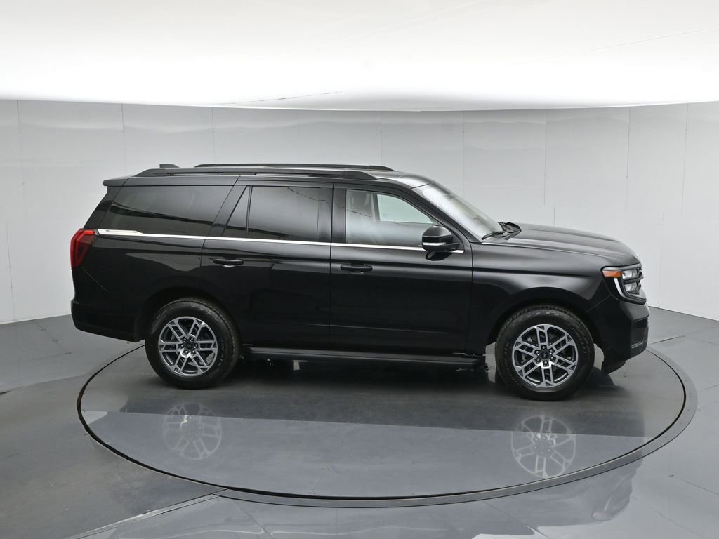 Certified 2025 Ford Expedition Active AWD/4WD image 59