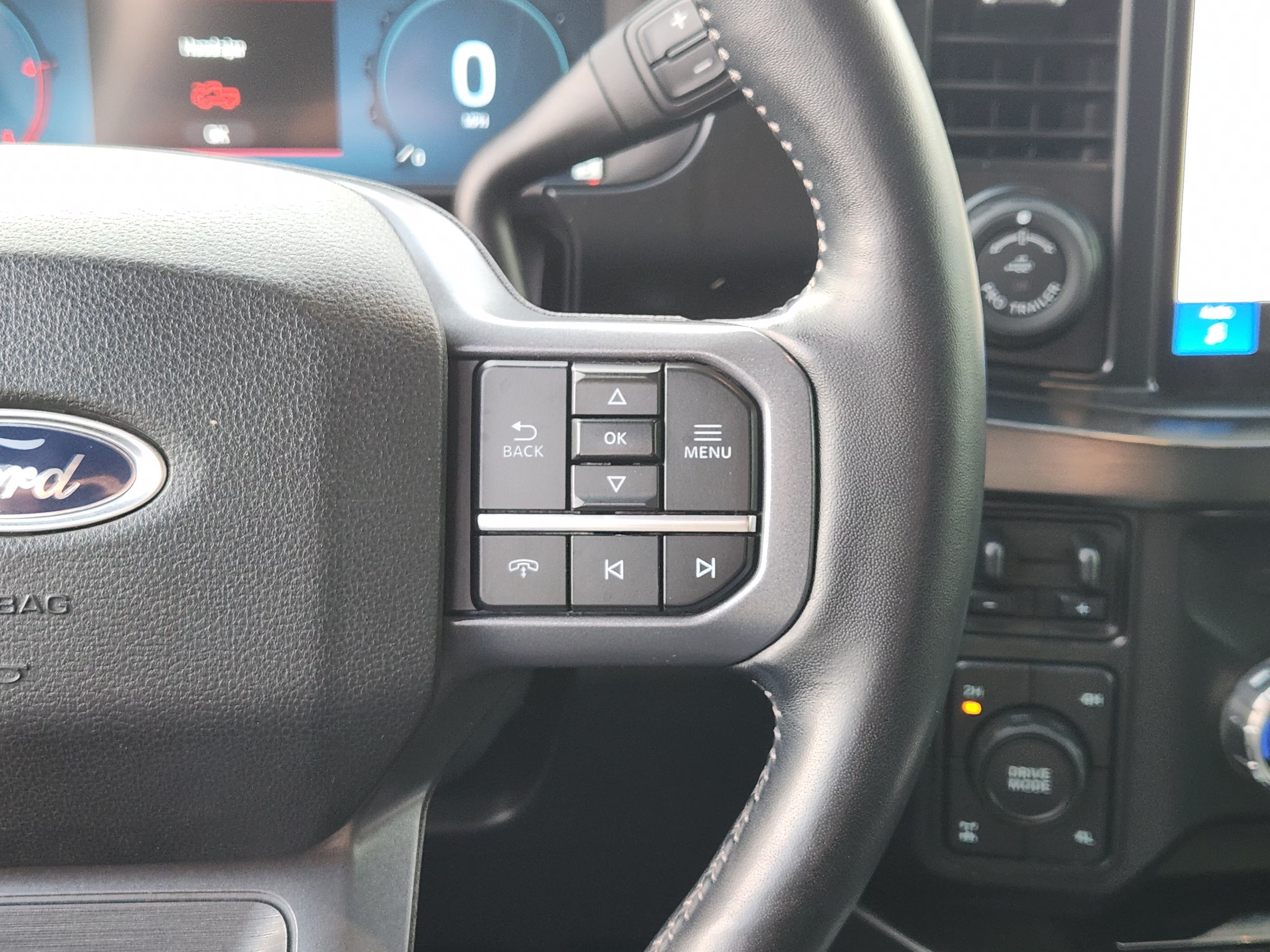 Certified 2023 Ford F350 Lariat w/ Lariat Ultimate Package AWD/4WD image 28