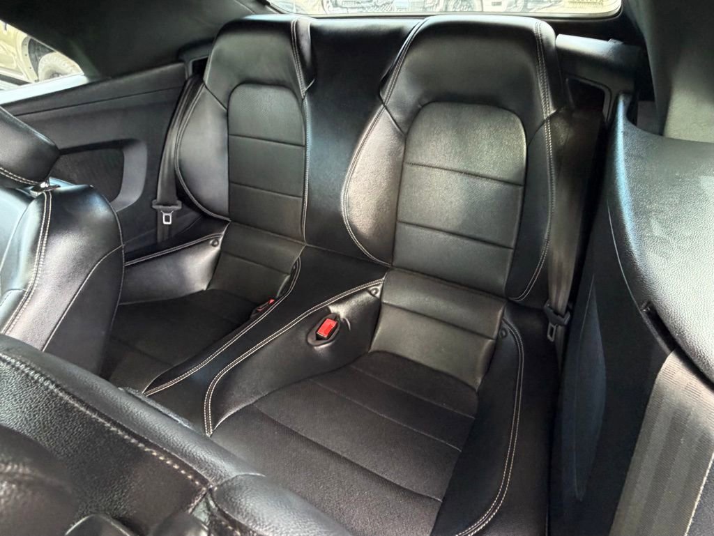 Certified 2019 Ford Mustang Premium image 18