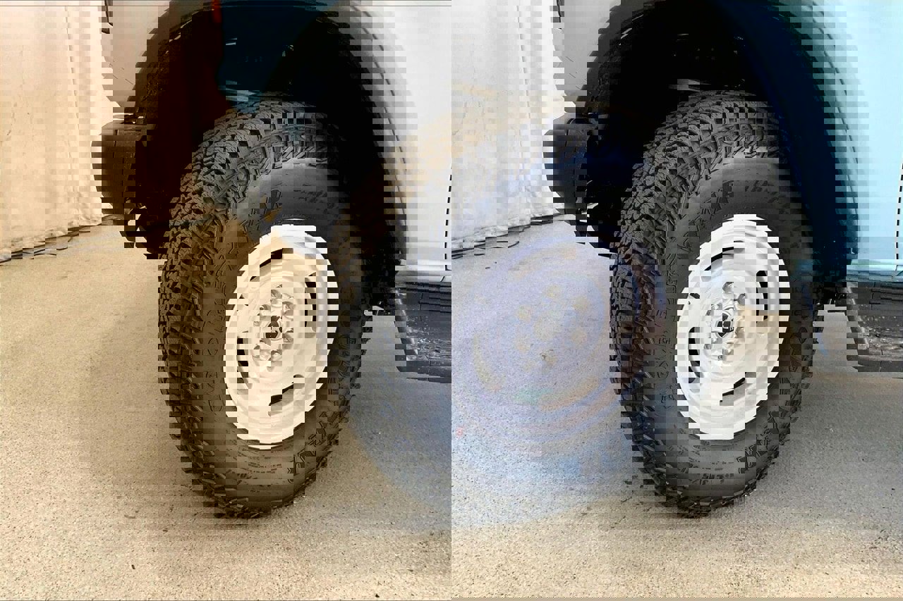 Certified 2025 Ford Bronco Heritage Edition image 20