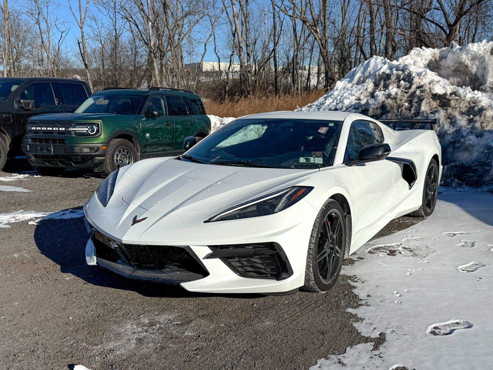 Used 2023 Chevrolet Corvette Stingray Coupe w/ 1LT image 3