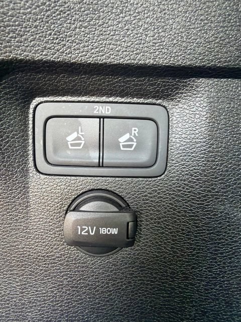 Used 2024 Kia Telluride EX w/ EX Captain's Chair Package AWD/4WD image 12