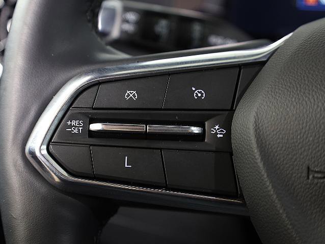 Used 2025 Chevrolet Equinox LT w/ Convenience Package II image 25