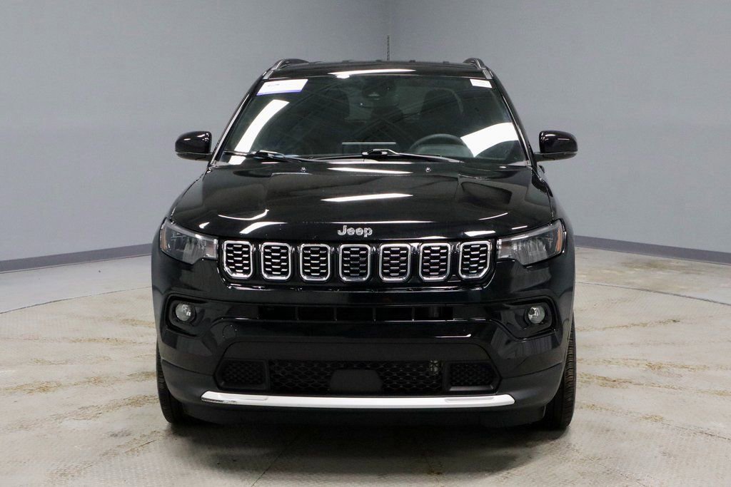 Used 2024 Jeep Compass Limited image 8