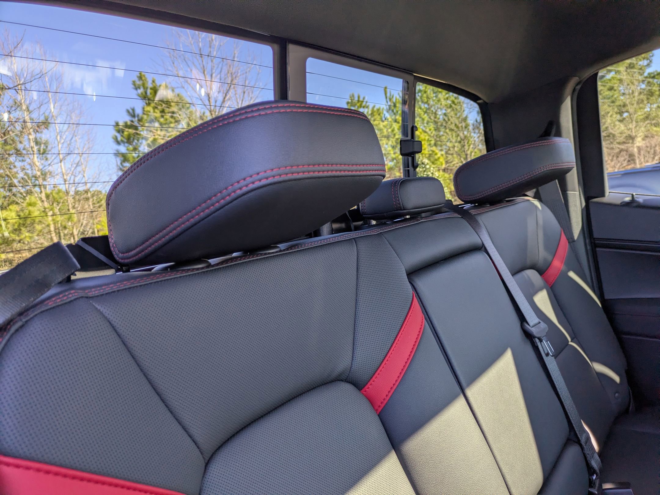 Used 2025 Chevrolet Colorado Z71 w/ Technology Package image 38