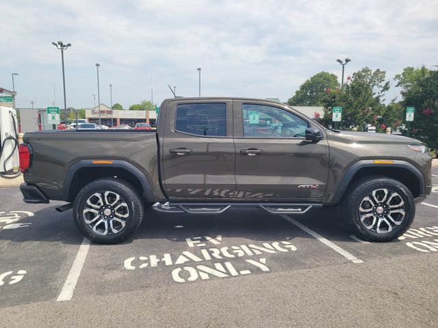 Used 2024 GMC Canyon AT4 w/ AT4 Premium Package AWD/4WD image 4