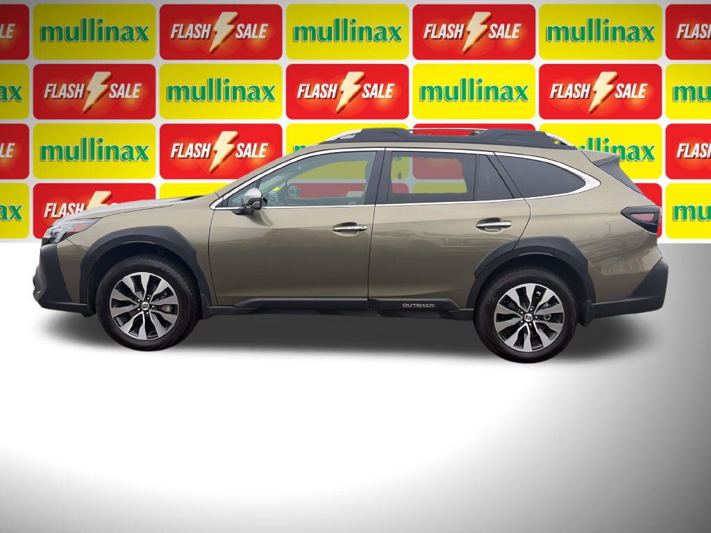 Used 2025 Subaru Outback Touring XT AWD/4WD image 8