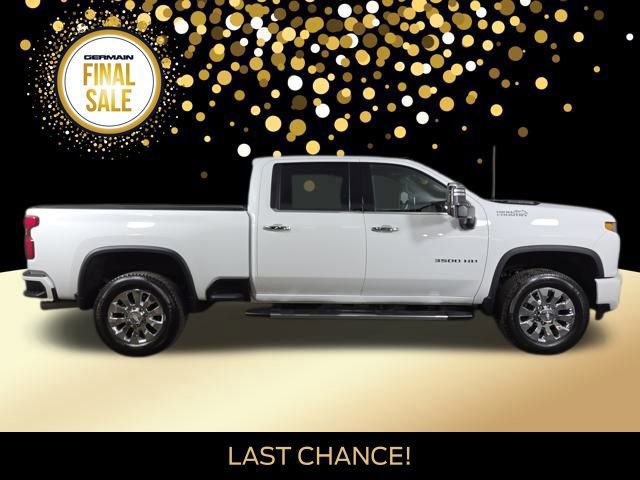 Used 2022 Chevrolet Silverado 3500 High Country w/ Z71 Off-Road Package image 2