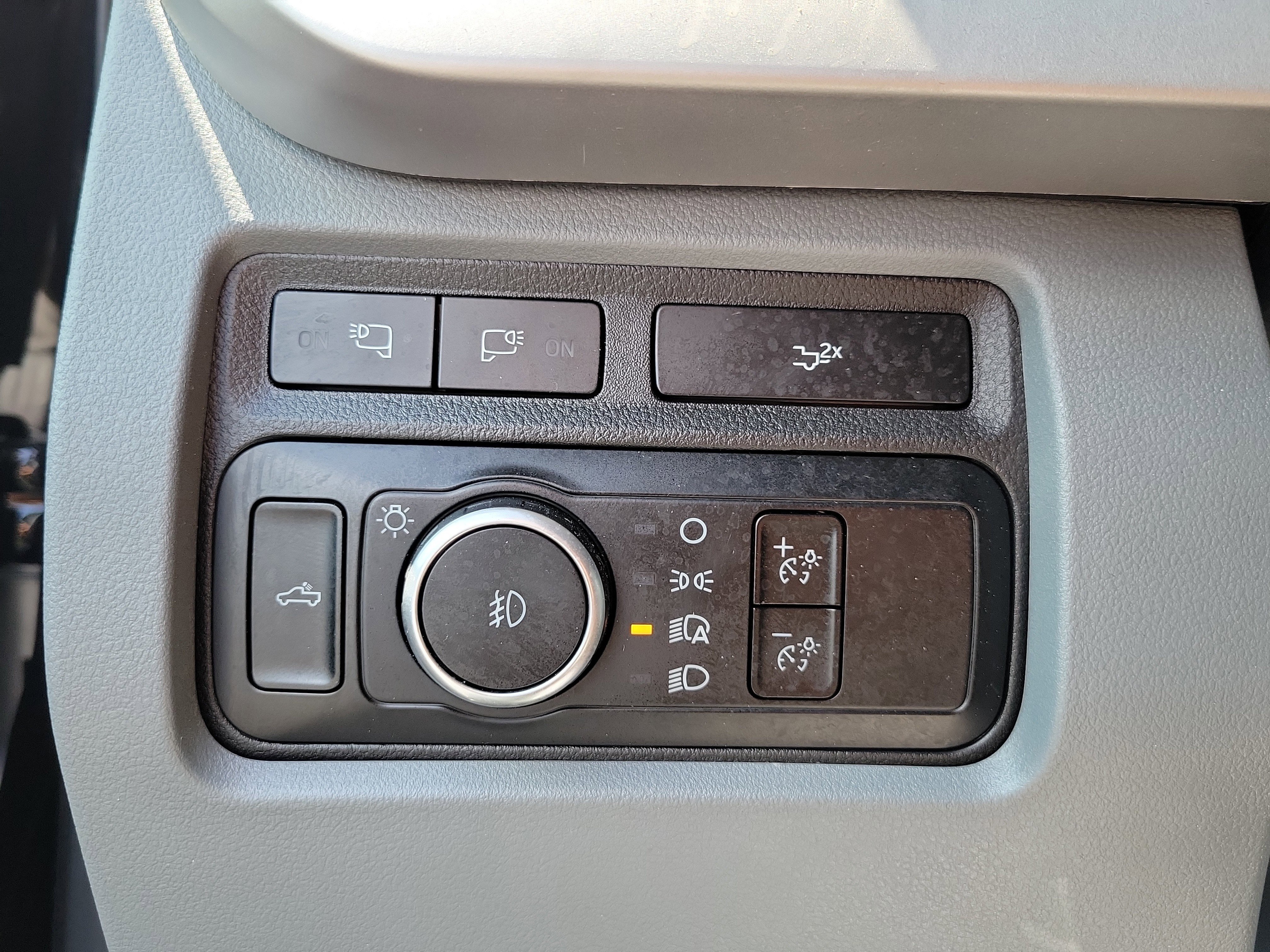 Certified 2023 Ford F250 XLT w/ Black Appearance Package AWD/4WD image 27