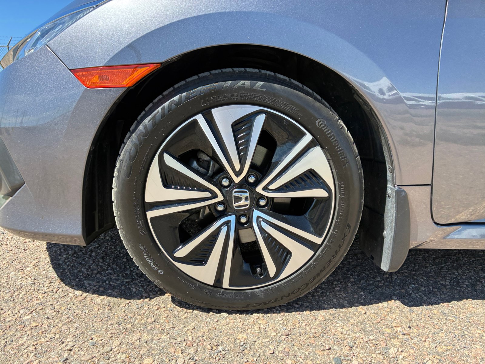 Used 2017 Honda Civic EX-L image 26