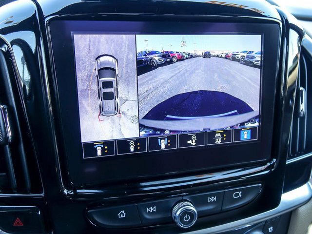 Used 2022 Chevrolet Traverse Premier AWD/4WD image 26
