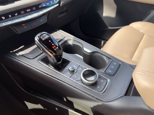 Used 2024 Cadillac XT4 Luxury FWD image 20