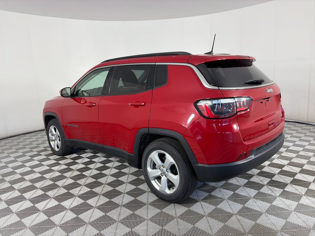 Used 2021 Jeep Compass Latitude FWD image 5