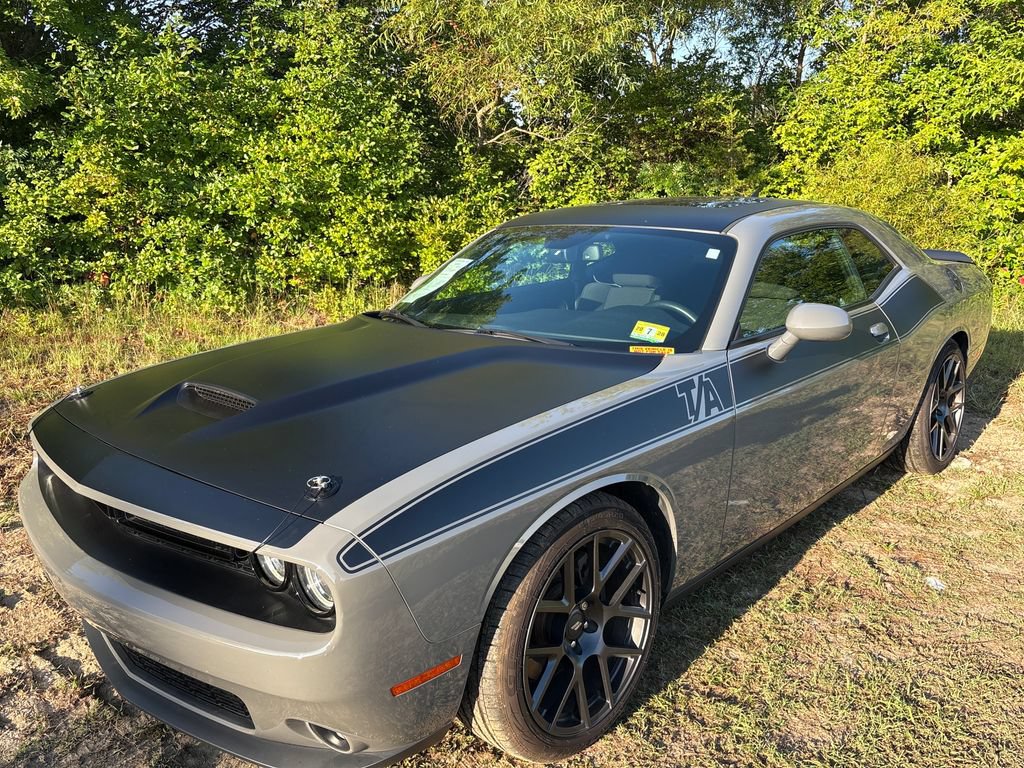 Used 2017 Dodge Challenger R/T w/ Quick Order Package 28P T/A RWD image 13