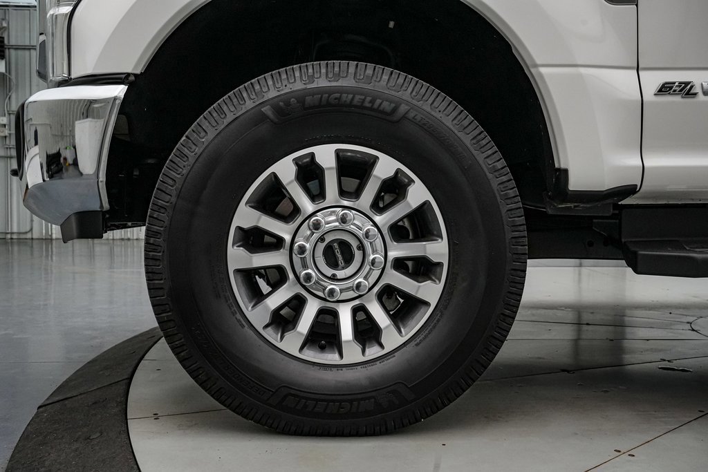 Certified 2022 Ford F250 Lariat w/ Lariat Value Package image 11