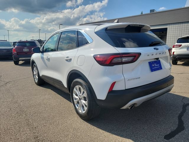 Certified 2023 Ford Escape Active w/ Tech Pack #2 AWD/4WD image 3