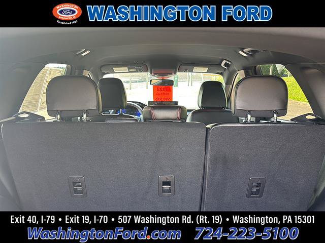 Certified 2023 Ford Escape ST-Line Elite w/ Premium Technology Package AWD/4WD image 18