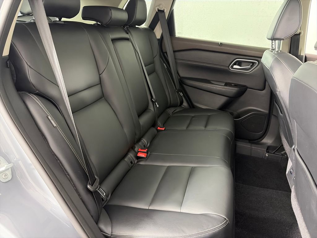 Used 2021 Nissan Rogue SL AWD/4WD image 28