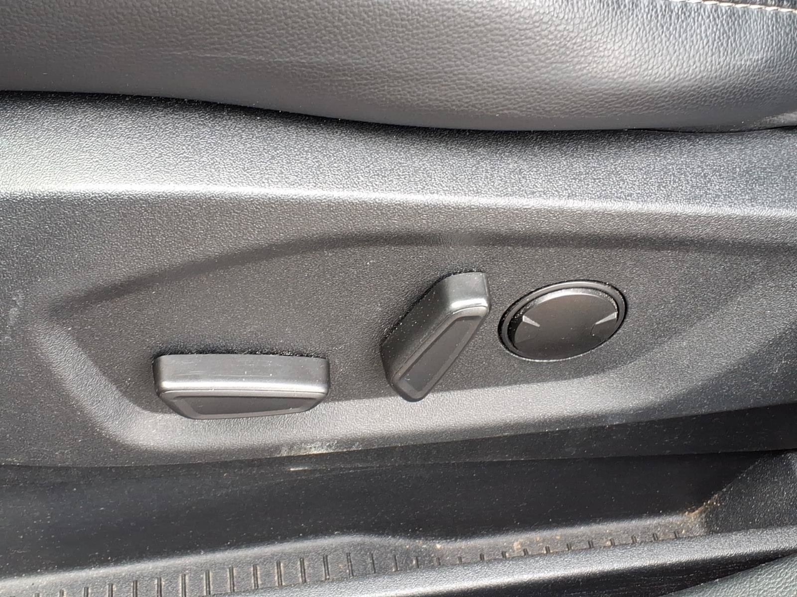 Certified 2024 Ford Edge SEL AWD/4WD image 17