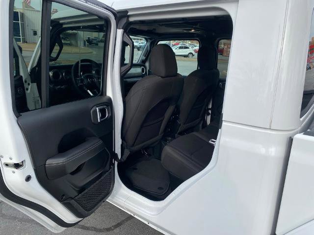 Used 2023 Jeep Gladiator Overland image 28