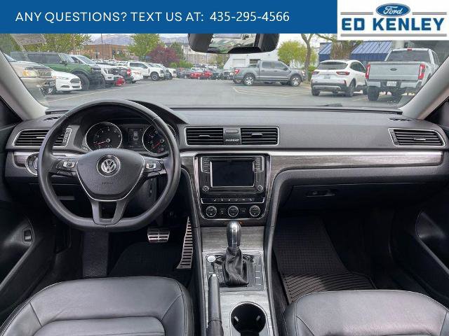 Used 2018 Volkswagen Passat 2.0T SEL Premium FWD image 9