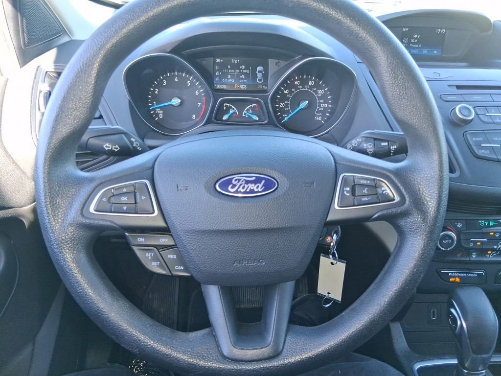 Certified 2018 Ford Escape SE image 16