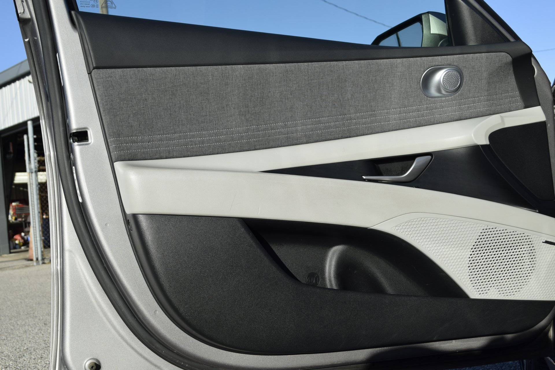 Used 2024 Hyundai Elantra Limited image 20