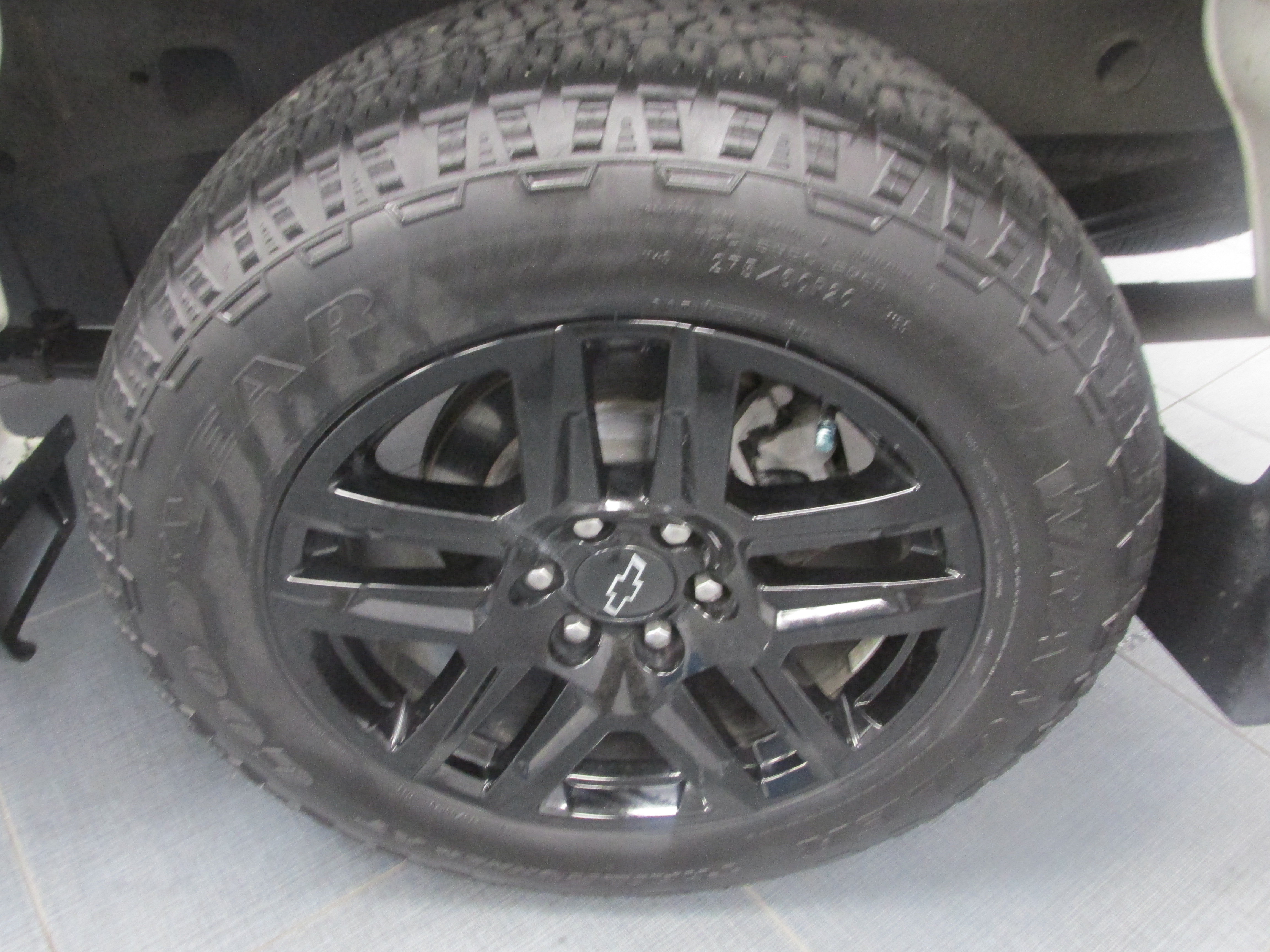 Used 2023 Chevrolet Silverado 1500 RST w/ Z71 Off-Road Package AWD/4WD image 13
