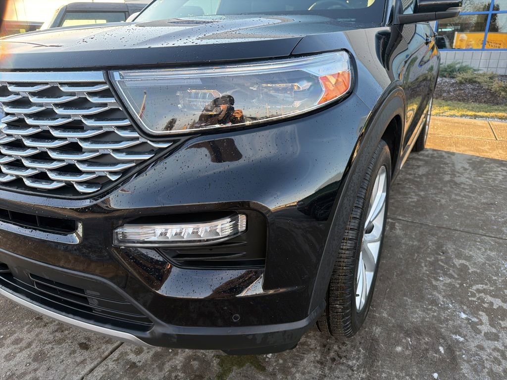 Certified 2023 Ford Explorer Platinum w/ Technology Package image 13