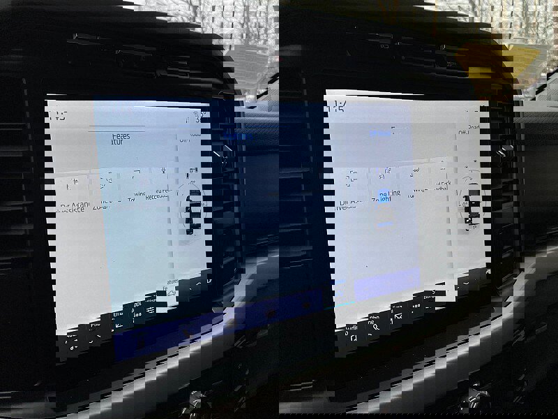 Certified 2022 Ford F150 XLT w/ Equipment Group 302A High image 45