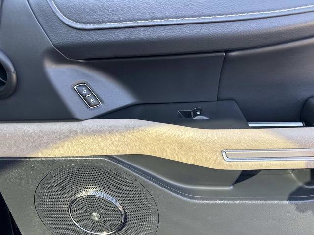 Certified 2024 Ford Expedition Limited image 17