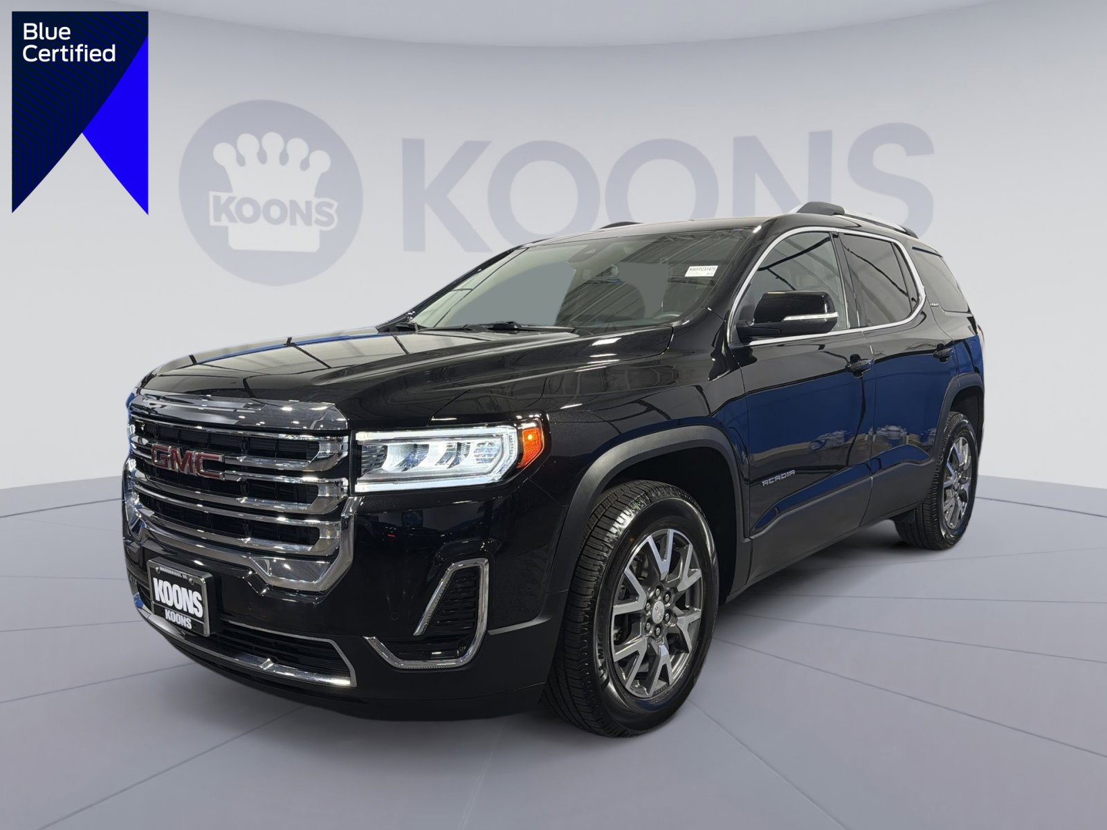 Used 2023 GMC Acadia SLE w/ Driver Convenience Package