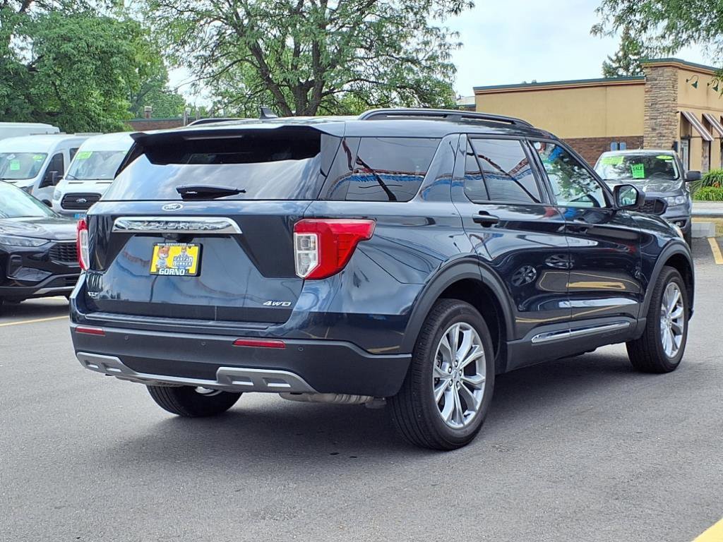 Certified 2023 Ford Explorer XLT w/ Equipment Group 202A image 3