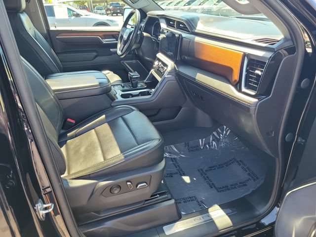 Used 2023 GMC Sierra 1500 Denali w/ Technology Package AWD/4WD image 18
