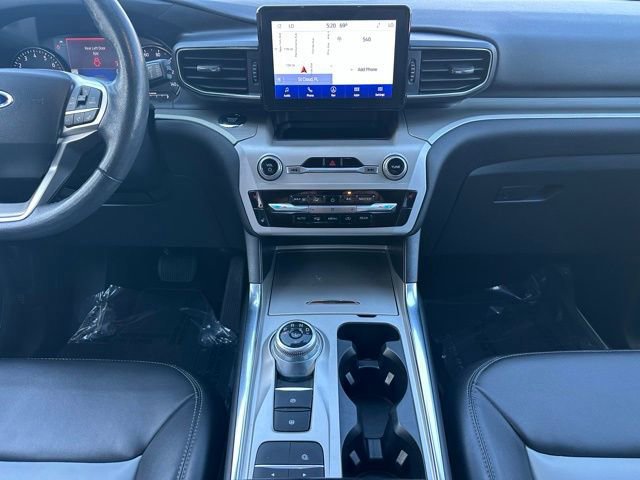 Certified 2022 Ford Explorer XLT w/ Equipment Group 202A image 16