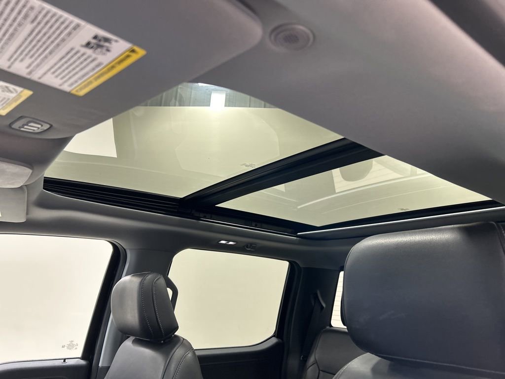 Certified 2022 Ford F150 Lariat w/ Equipment Group 502A High image 30