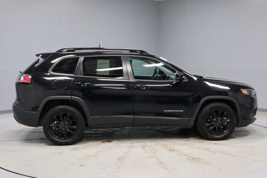 Used 2022 Jeep Cherokee Latitude Lux FWD image 5