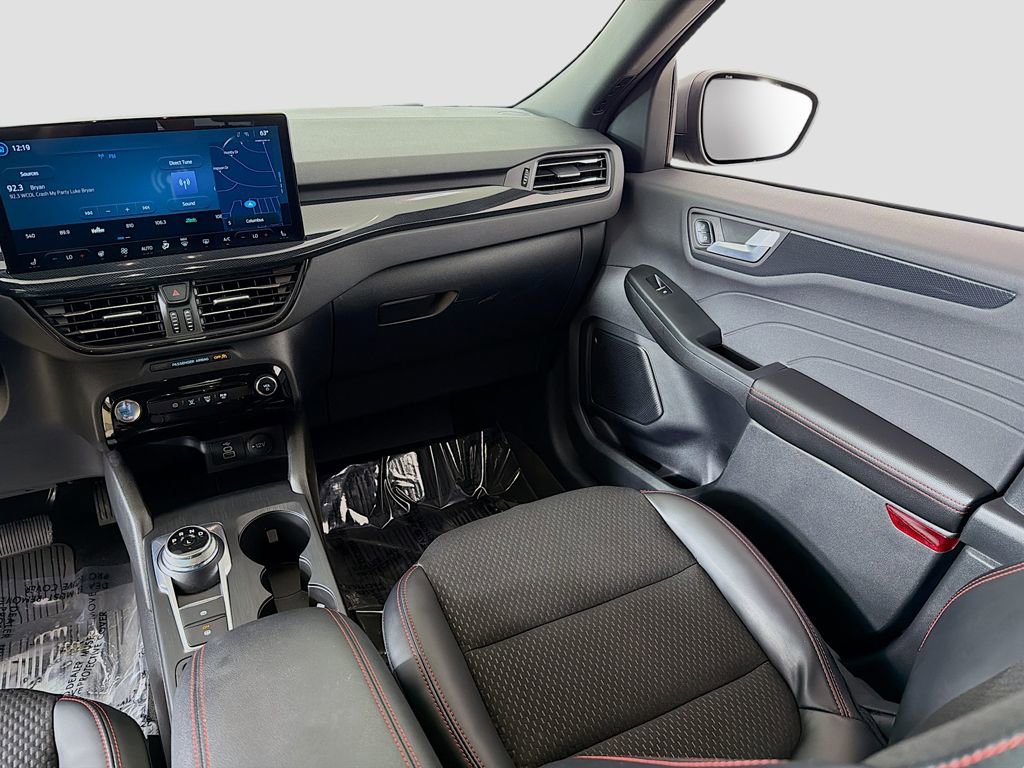 Certified 2025 Ford Escape ST-Line w/ Equipment Group 301A FWD image 26