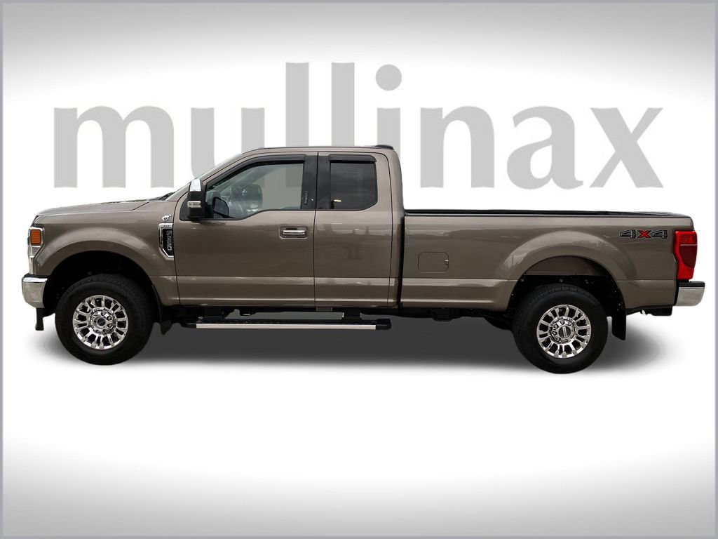 Certified 2022 Ford F350 XLT w/ XLT Premium Package image 10